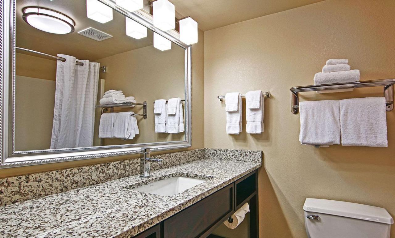 Comfort Inn & Suites Copley Akron Esterno foto
